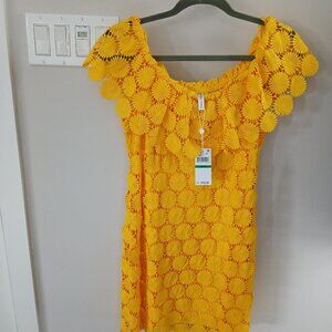 Trina Turk, size large yellow off the shoulder lace dress
